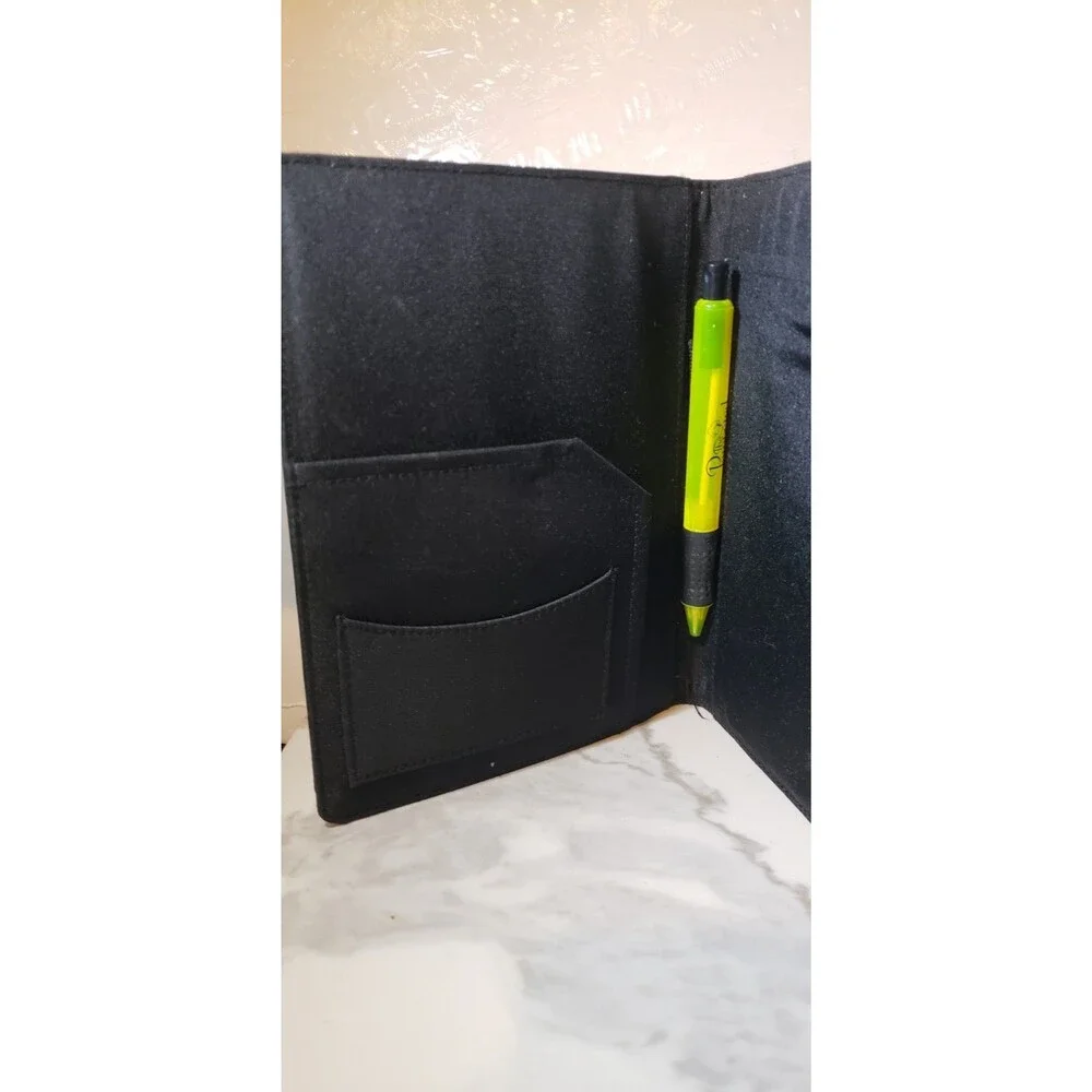 Pampered Chef Black Consultant Logo Organizer 